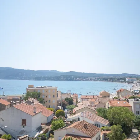House In Sablettes With Garden & Parking Villa