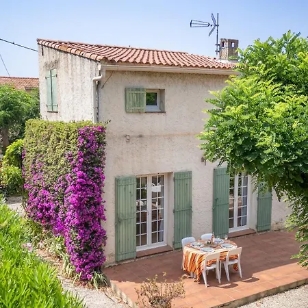 House In Sablettes With Garden & Parking
